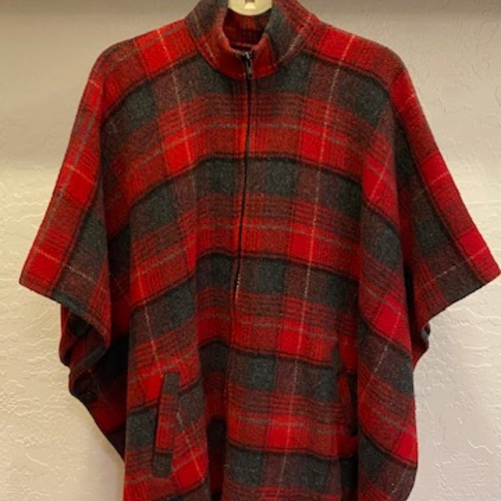Bemidji Woolen mills cape/poncho